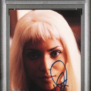 2000 Topps X-Men Movie #9 Halle Berry Signed Storm Rookie PSA GEM MT 10 AUTO RC