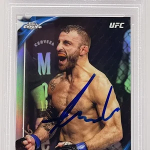 Alexander Volkanovski Signed Auto 2019 Topps Chrome UFC Rookie Card Rare PSA/DNA
