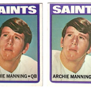 ARCHIE MANNING LOT OF 2 VINTAGE 1972 FOOTBALL ROOKIE CARDS       GREAT CONDITION