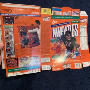WALTER PAYTON WHEATIES BOX UNUSED NICE FOOTBALL - LEROY NEIMAN