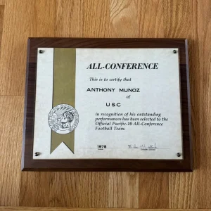 PERSONALLY OWNED Anthony Munoz 1978 PAC 10 All Conference Award USC Trojans