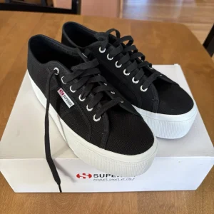 Superga 2790 Platform Casual Sneakers Black Canvas / White Women's 9