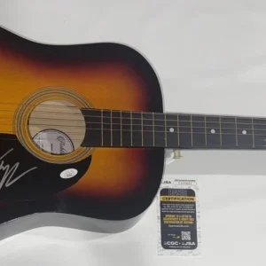ZACH TOP SIGNED NATURAL ACOUSTIC GUITAR AUTOGRAPHED I NEVER LIE JSA COA
