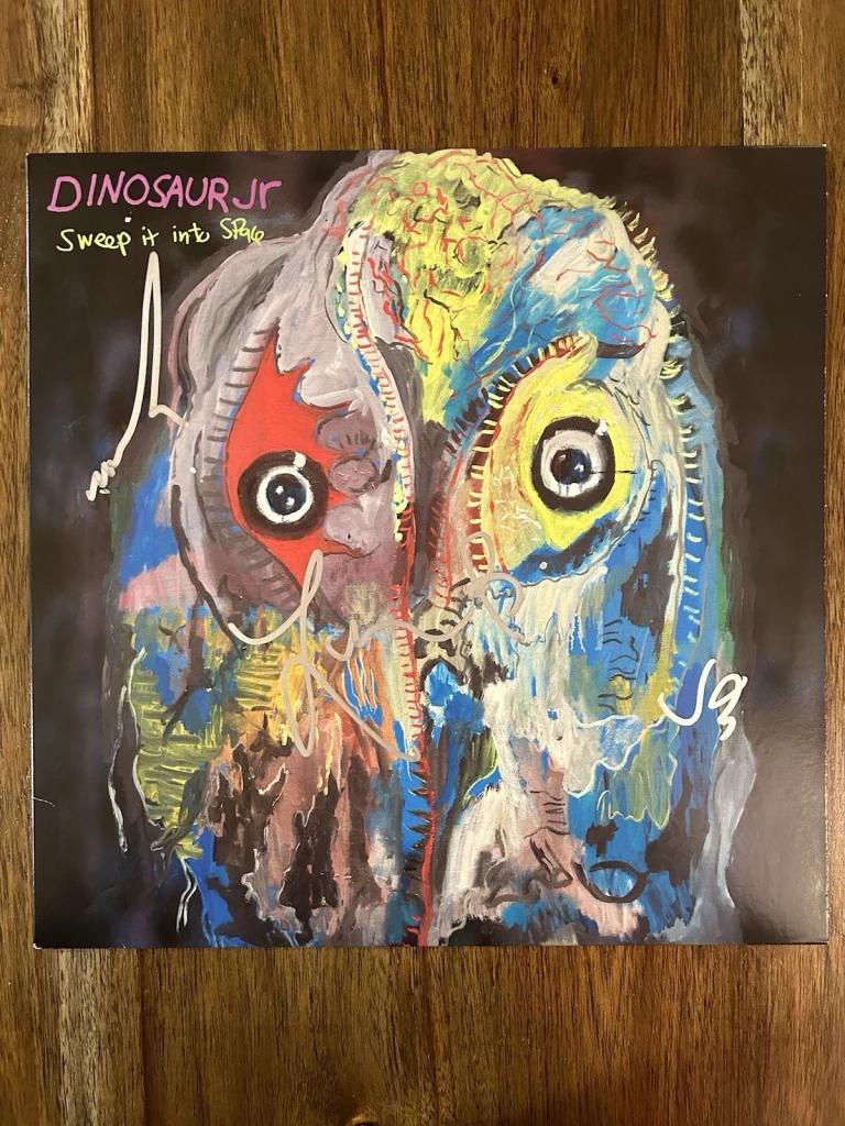 Dinosaur jr sweep it into spaceサインmascis Dinosaur Jr.' Band Signed Vinyl Album 'Sweep It Into Space