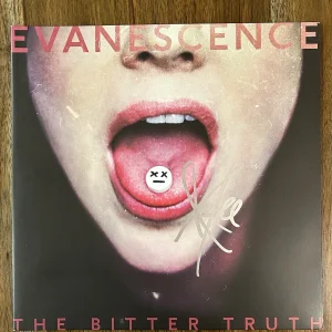 ‘Amy Lee’ Signed Vinyl Album ‘The Bitter Truth’ Beckett Evanescence