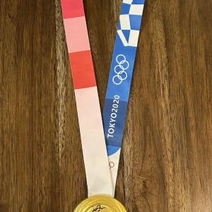 Suni Lee Signed Autograph Tokyo 2020 Olympic Gold Medal Beckett Certified PROOF