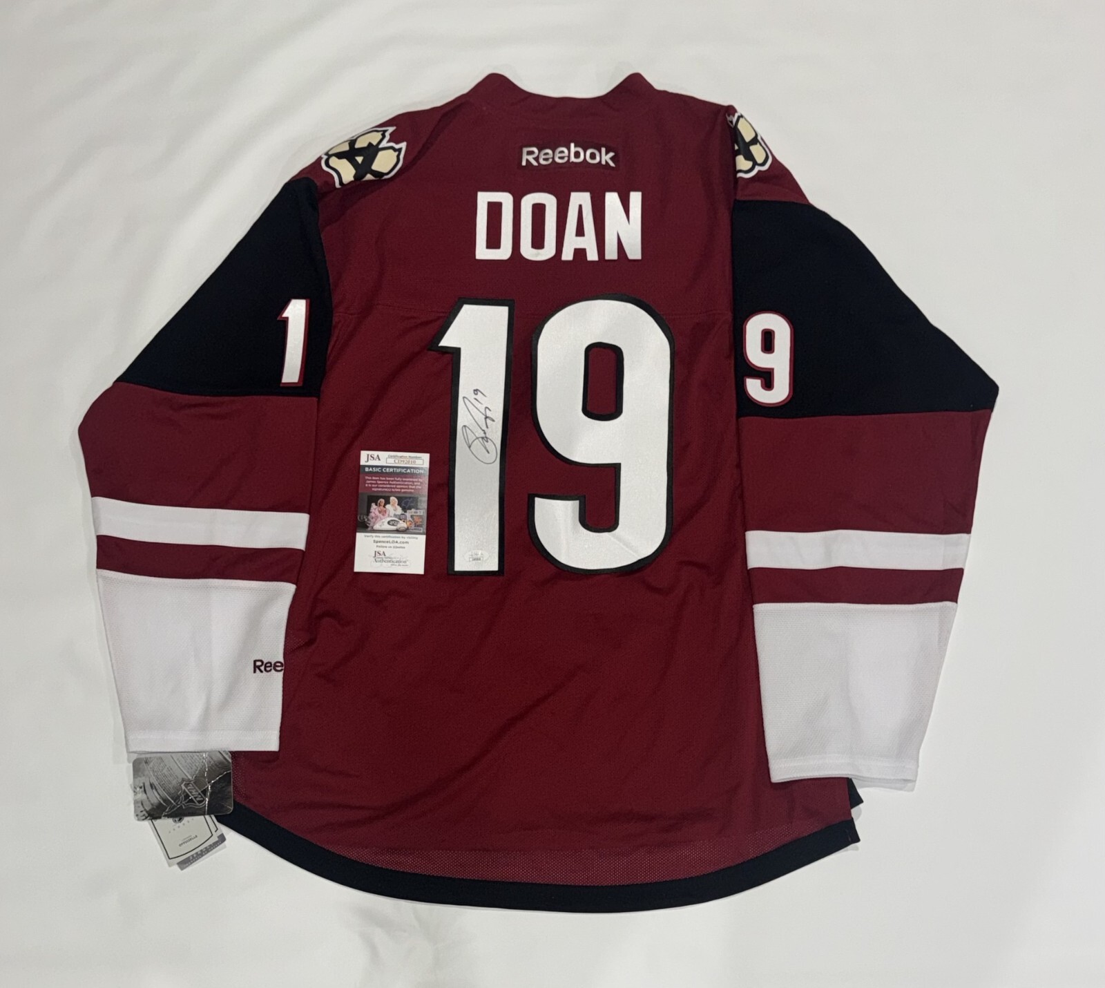 Phoenix Coyotes Shane Doan Coyotes Jersey SHANE DOAN - Main Image