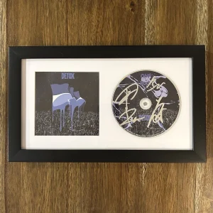 ‘ONE OK ROCK’ Full Band Signed Framed CD Display ‘Detox’ RARE Taka +3