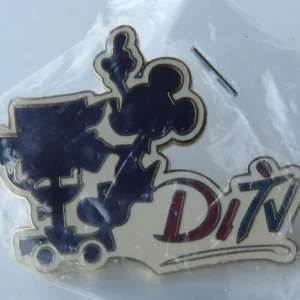 Mickey Mouse Tokyo Disney Seas 20th Anniversary 3" Limited Edition Pin
