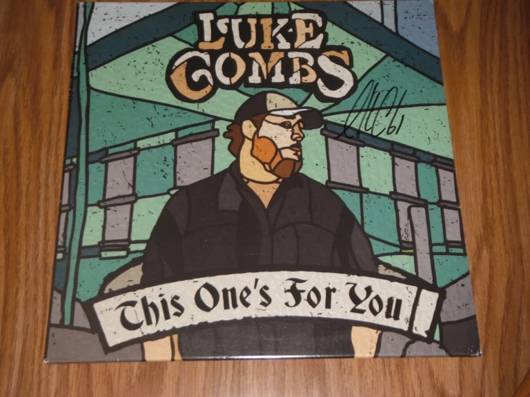 LUKE COMBS SIGNED THIS ONES FOR YOU VINYL ALBUM