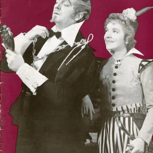 Helen Hayes Maurice Evans June Walker Wesley Addy Twelfth Night Souvenir Program