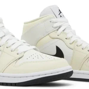 Size 10 Women’s Air Jordan 1 Mid Shoes Brand New With Box BQ6472-121 Mens 8.5