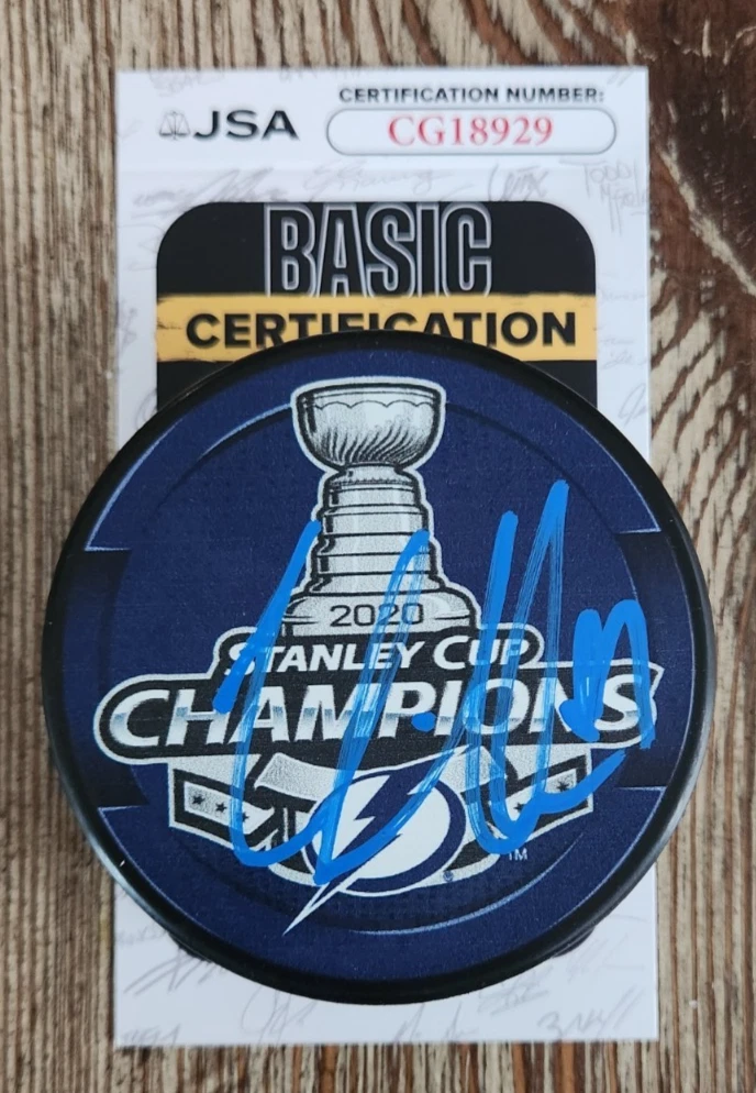 Victor Hedman Signed 2020 Stanley Cup Champions Puck w/ JSA COA Tampa Lightning