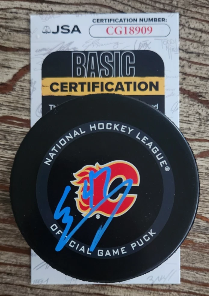 Connor Zary Signed Official NHL Game Puck w/ JSA COA #CG18909 Calgary Flames