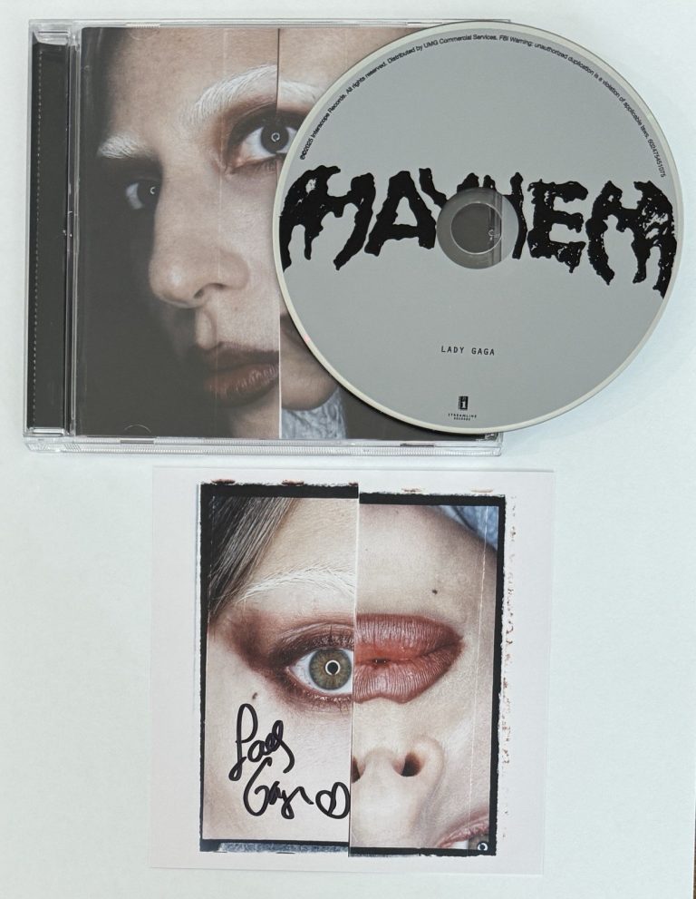 レディー・ガガ MAYHEM CD　サインアートカード入り レディー・ガガ / MAYHEM【輸入盤】【1CD】【Standard】【サイン入り