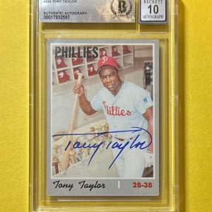1970 TOPPS TONY TAYLOR #324 SIGNED AUTOGRAPHED CARD BECKETT AUTH 10 PHILLIES