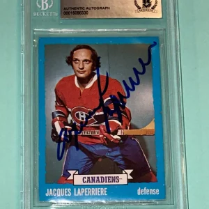 JACQUES LAPERRIERE Signed 1973-74 TOPPS Card #137 Beckett BAS