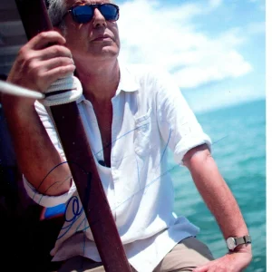 ANTHONY BOURDAIN signed autographed 8x10 photo JSA