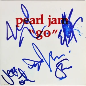 Pearl Jam (5) Vedder, McCready, Gossard +2 Signed Promo Cd Cover BAS #A85998