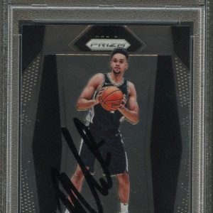 2017-18 Panini Prizm #298 Derrick White Signed Card AUTO PSA/DNA Slabbed Spurs R
