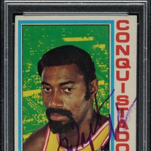 Wilt Chamberlain Signed 1974-1975 Topps Basketball Card #250 PSA DNA 1/5