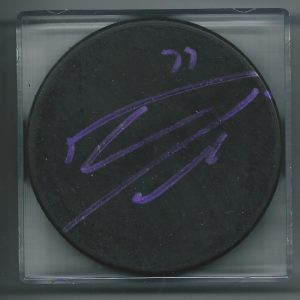 **GFA Los Angeles Kings *DWIGHT KING* Signed Blank Puck D2 COA**