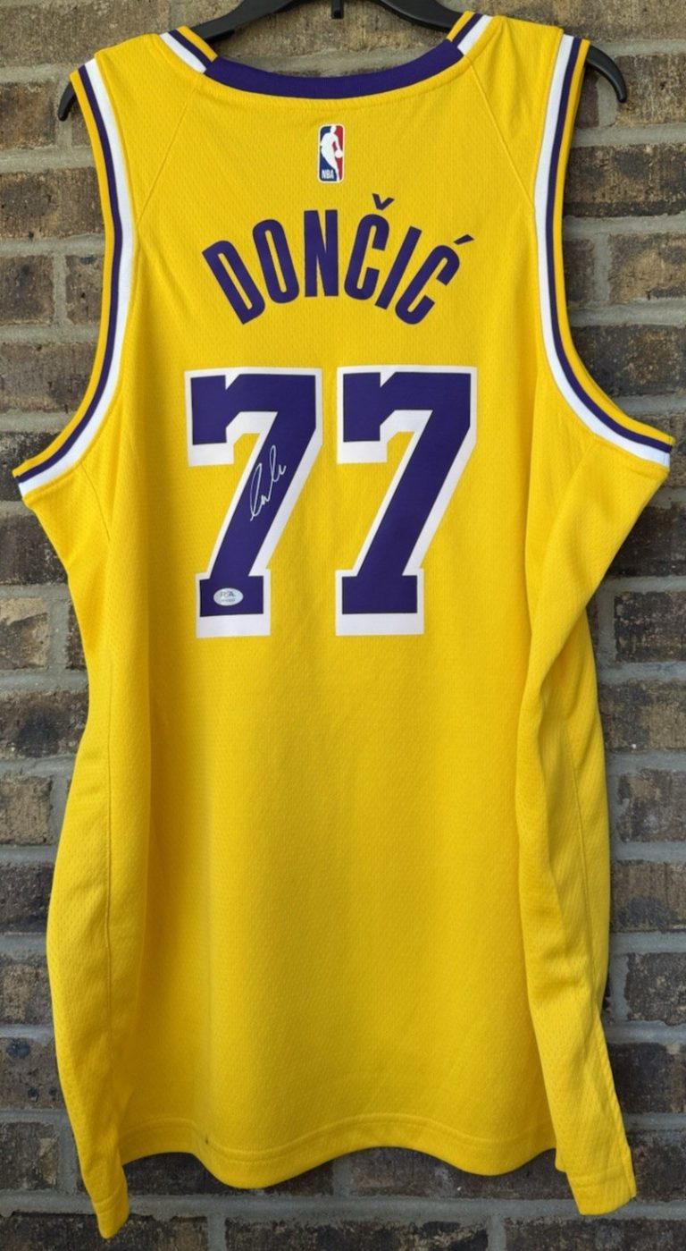 Luka Doncic Los Angeles Lakers Signed Officially Licensed Nike Jersey PSA/DNA