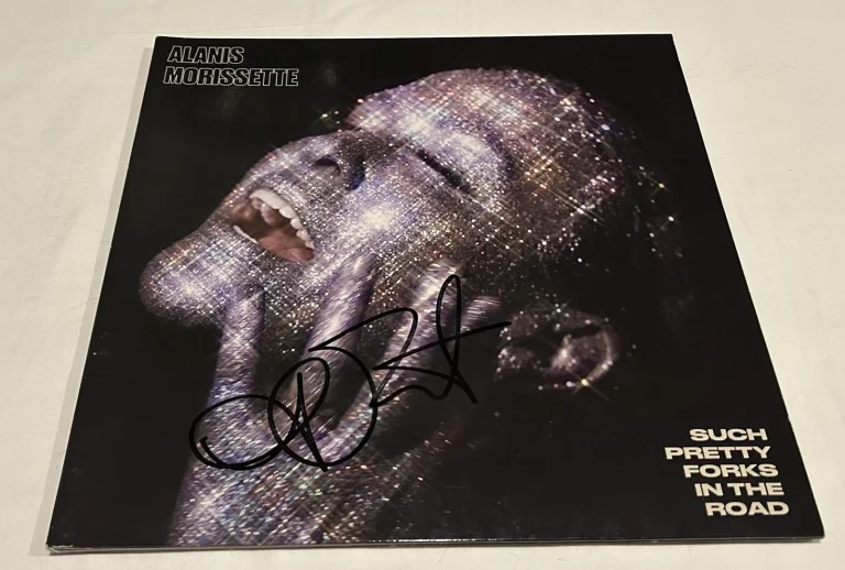 ALANIS MORISSETTE SIGNED SUCH PRETTY FORKS IN THE ROAD VINYL RECORD JSA