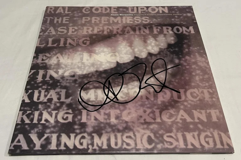 ALANIS MORISSETTE SIGNED SUPPOSED FORMER INFATUATION JUNKIE VINYL RECORD JSA