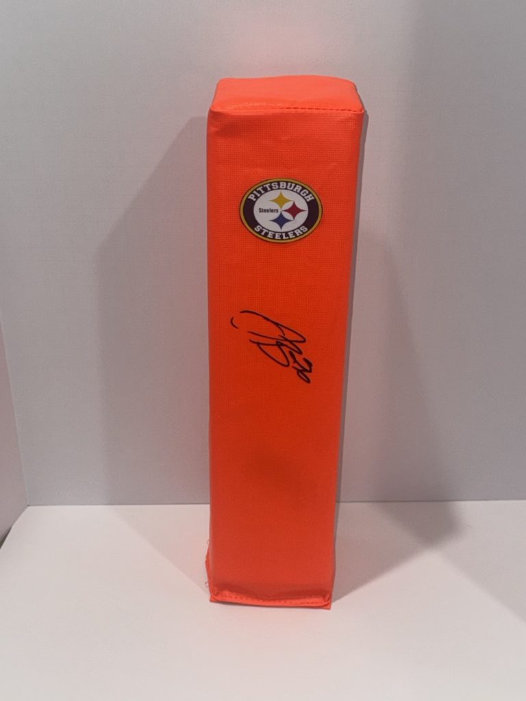 LE'VEON BELL SIGNED PITTSBURGH STEELERS TOUCHDOWN PYLON FOOTBALL