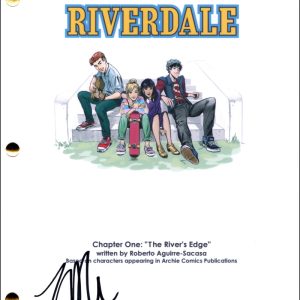 Lili Reinhart Signed Autograph Riverdale Pilot Script Screenplay - Betty Cooper