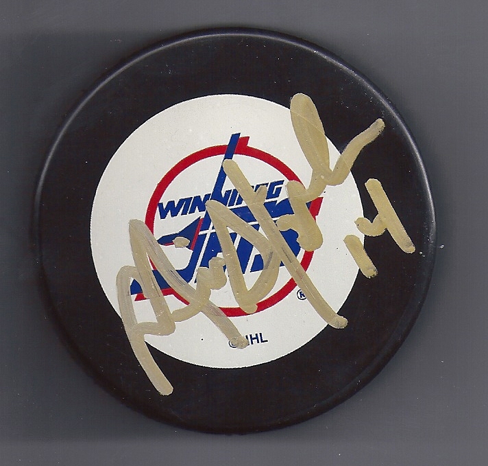 Mike STAPLETON Signed WINNIPEG JETS Puck | Autographia