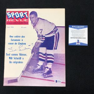 Ted Lindsay Signed Chicago Blackhawks Sport Revue 1958 Magazine Beckett COA