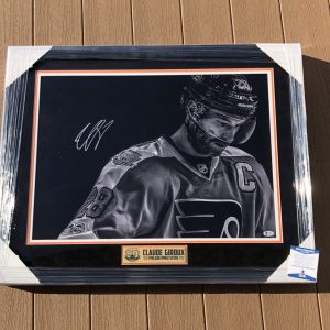 Claude Giroux Signed Philadelphia Flyers 24.5x30.5 Framed Canvas Beckett COA