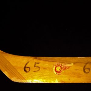 1965/66 Memphis Red Wings Team Signed Stick JSA LOA Butch Paul Very Rare