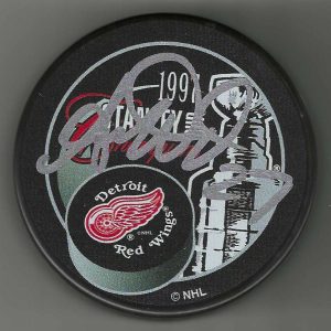 Aaron Ward Signed Detroit Red Wings 1997 Stanley Cup Champions Puck