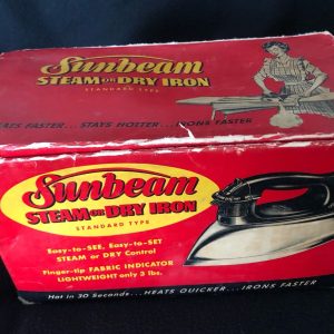 Vintage 1950's Sunbean Steam Or Dry Iron Standard Type Model No. S4
