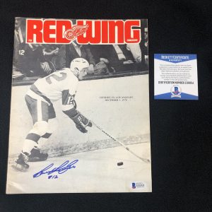 Bruce MacGregor Signed 1970 Detroit Red Wings Magazine Game Program Beckett COA
