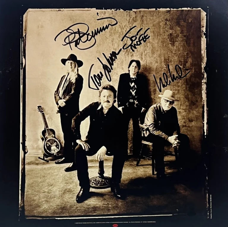 THE DOOBIE BROTHERS M. McDonald T. Johnston J. McFee Simmons Signed Auto LP JSA