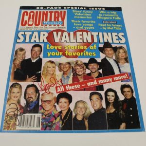 TRISHA YEARWOOD SIGNED AUTOGRAPH COUNTRY WEEKLY MAGAZINE COVER - COUNTRY MUSIC