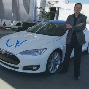 ELON MUSK SIGNED AUTOGRAPH 11X14 PHOTO - SPACEX, TESLA FOUNDER VERY RARE BECKETT
