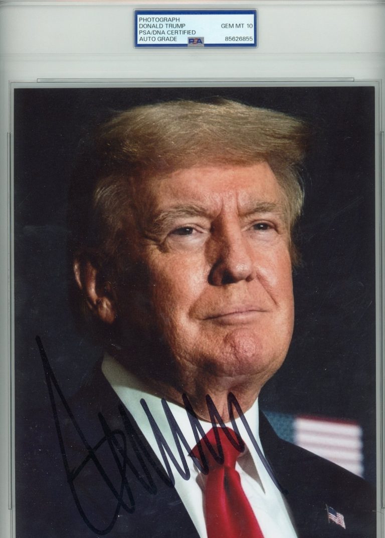 PSA/DNA President Donald J. Trump Signed Autographed 8x10 Photo PSA Gem Mt 10