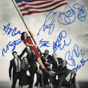 "VEEP" FULL CAST SIGNED AUTOGRAPHED 11x14 PHOTO JULIA LOUIS DREYFUS +8X WITH COA