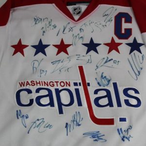 WASHINGTON CAPITALS TEAM SIGNED SIGNED AUTOGRAPH WINTER CLASSIC JERSEY PSA
