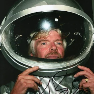 RICHARD BRANSON SIGNED AUTOGRAPH 8x10 PHOTO CLASSIC IMAGE OF VIRGIN GALACTIC CEO