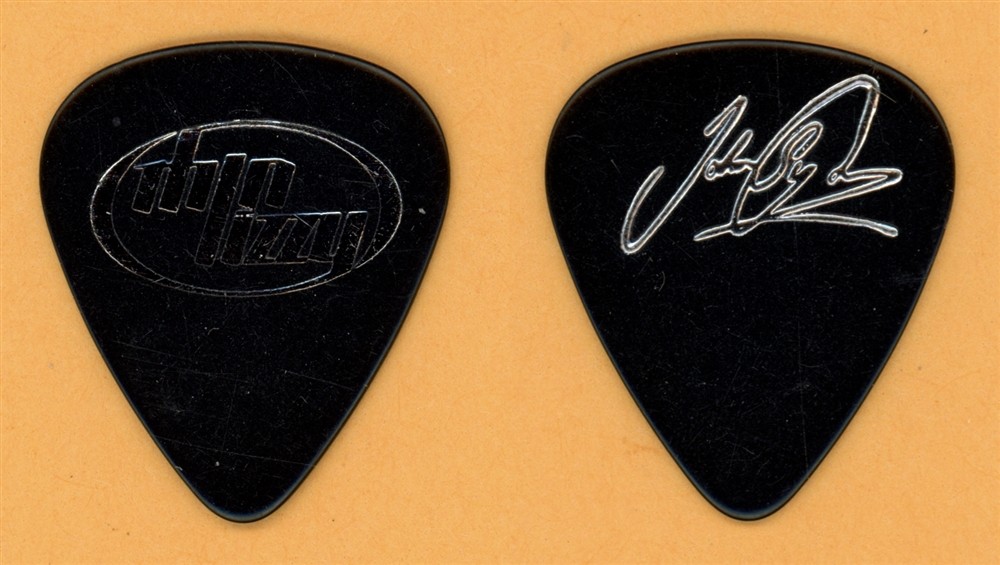 Thin Lizzy John Sykes Vintage Guitar Pick 1999 Us Tour Autographia