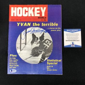 Yvan Cournoyer Signed Montreal Canadiens 1967 Hockey World Magazine Beckett COA