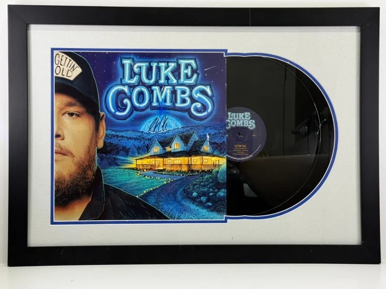 LUKE COMBS Signed Framed Auto Vinyl LP Cover 