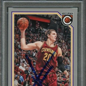 2016-17 PANINI COMPLETE #176 Timofey Mozgov Signed AUTO PSA Slabbed Lakers