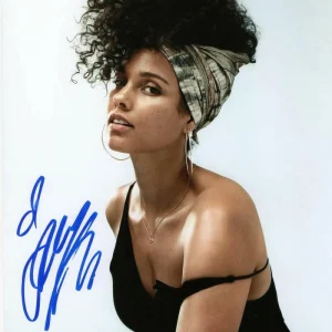 ALICIA KEYS SIGNED AUTOGRAPH 8X10 PHOTO - BEAUTIFUL SONGS IN A MIRROR SINGER
